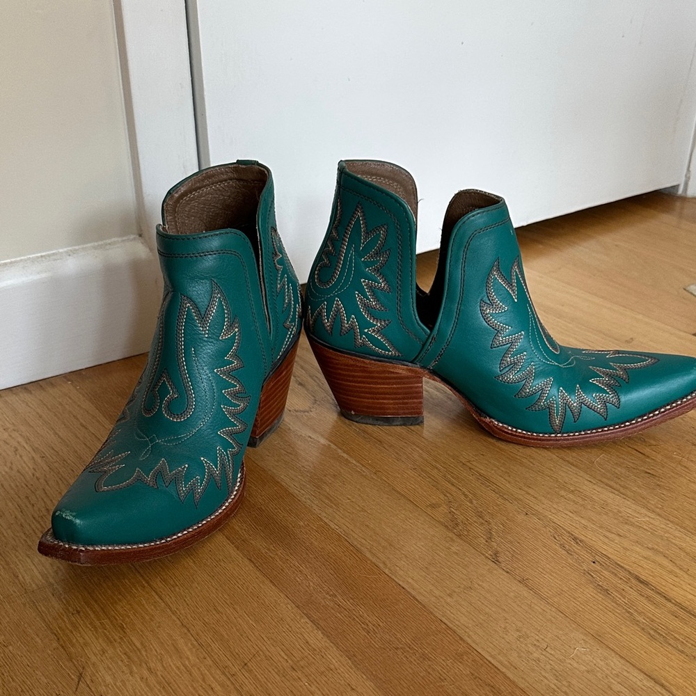 Ariat Turquoise Western Ankle Boots